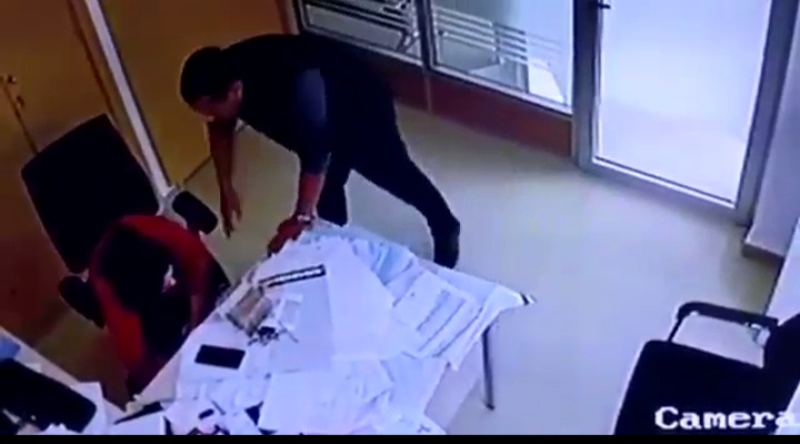 فيديو*ما خفي في قضية مديرة الوكالة البنكية بتيزنيت و عميد الشرطة*