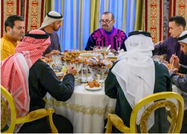 جلالة الملك يقيم مأدبة إفطار على شرف محمد بن زايد آل نهيان ولي عهد أبوظبي