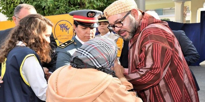 الملك محمد السادس يطلق حملة التضامن من الرباط