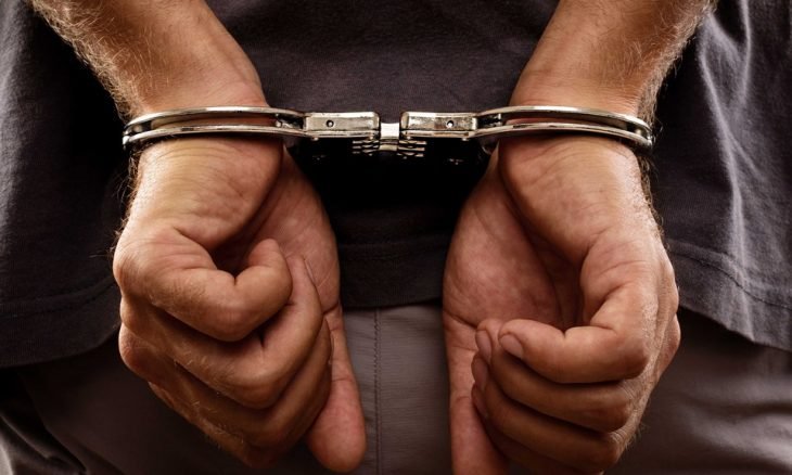 تفاصيل اعتقال رئيس جماعة من “الأحرار” وبرلماني سابق بسبب تهريب المخدرات