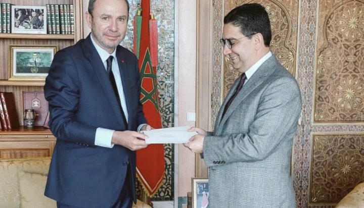 سفير فرنسا الجديد بالمغرب يقدم أوراق إعتماده لوزير الخارجية ناصر بوريطة