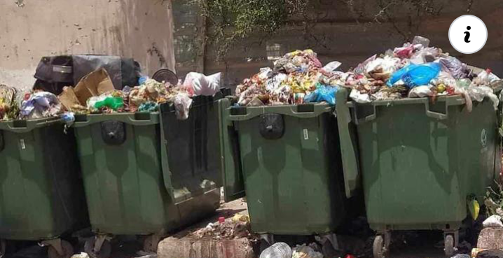 إضراب عمال النظافة يغرق مدينة إنزكان في الأزبال