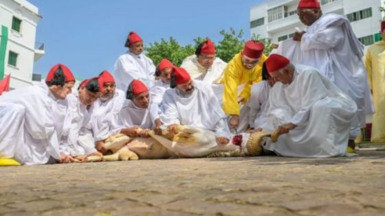 أمير المؤمنين يؤدي صلاة عيد الأضحى المبارك بمسجد الحسن الثاني بتطوان