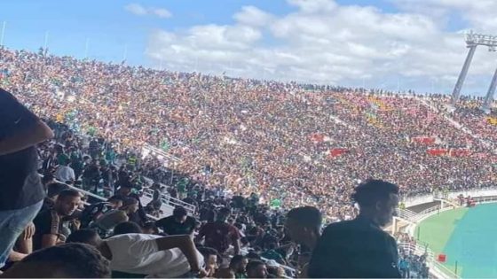 جمهور الرجاء البيضاوي يملأ أرجاء مركب مولاي عبد الله بالرباط💚