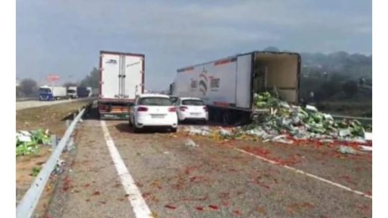 مهاجمة مزارعين إسبان لشاحنة مغربية محملة بالطماطم في طريقها إلى بريطانيا