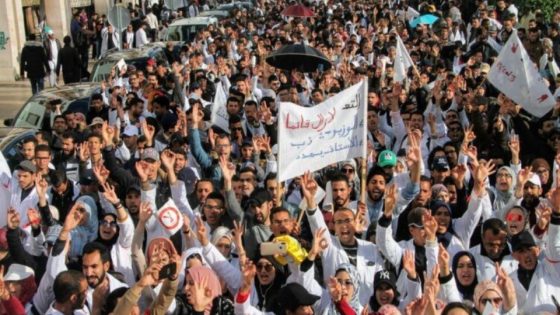 الأساتذة الموقوفون عن العمل يعودون للاحتجاج: إضراب وطني مقرر الأسبوع المقبل