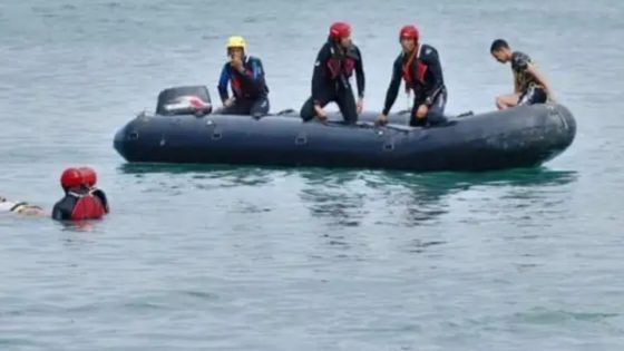 إنقاذ 3 لاعبين لاتحاد طنجة والبحث عن آخرين في مياه شاطئ المضيق بعد غرق قاربهم الترفيهي