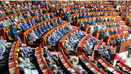 متابعة 40 برلمانيا بالفساد