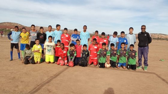 أطفال المعازيز بدون ملاعب.. نادي صقور المعازيز يواصل الكفاح من أجل البنية التحتية الرياضية