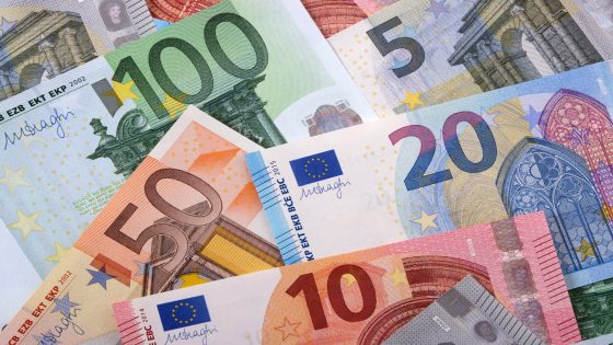 المغاربة في إيطاليا: أموال التحويلات تتجه نحو الرقمنة