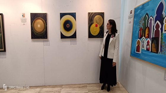 الفنانة التشكيلية بشرى زروق: أنامل مبدعة ورسومات تسر الناظرين