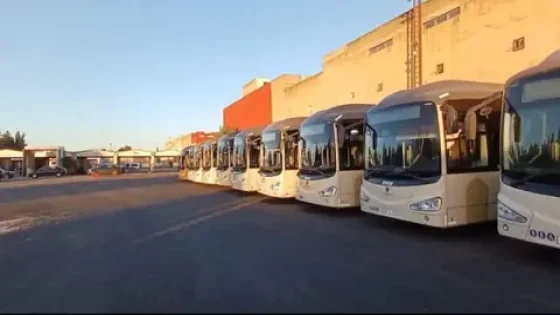 حافلات معطلة وطلبة عالقون.. فاس على صفيح ساخن قبل استقبال الجماهير الإفريقية