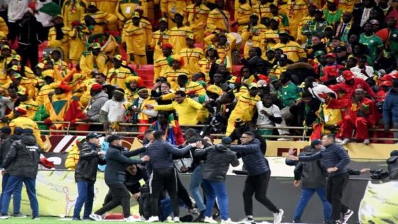 الكاف” يدين أحداث شغب المنتخب السنغالي.. وعقوبات قاسية تنتظر المتورطين