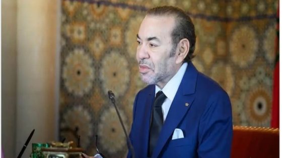 🚨👑 الملك محمد السادس يفاجئ منتخب إسبانيا بعد التتويج بكأس العالم! 🇲🇦🤝